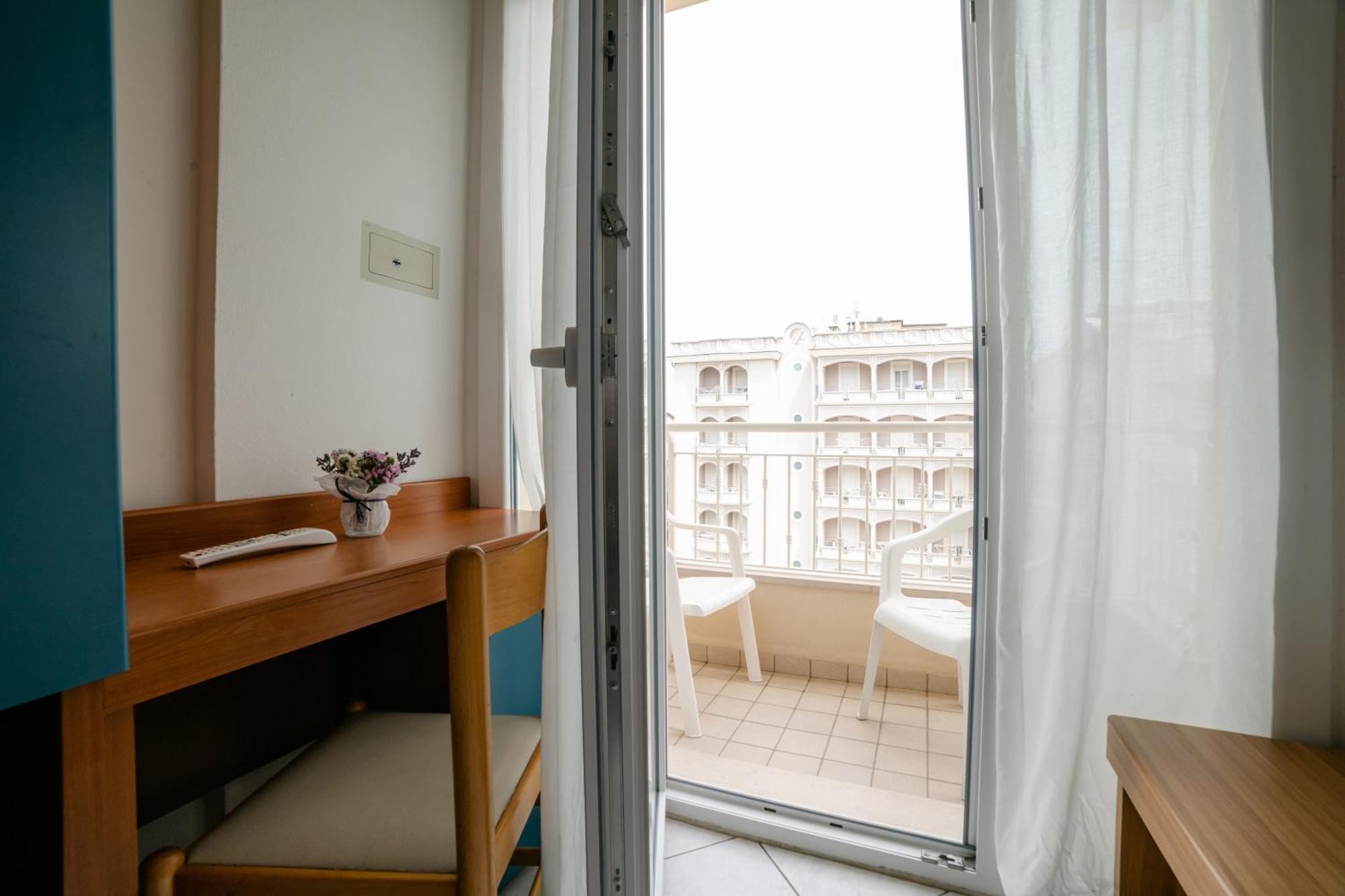 Hotel Golf Cattolica Dış mekan fotoğraf